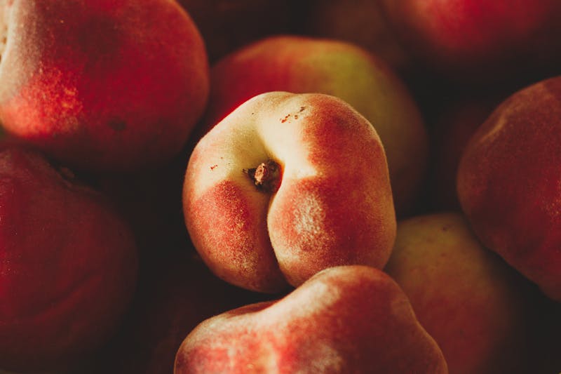 4 rivers southern peach cobbler dessert